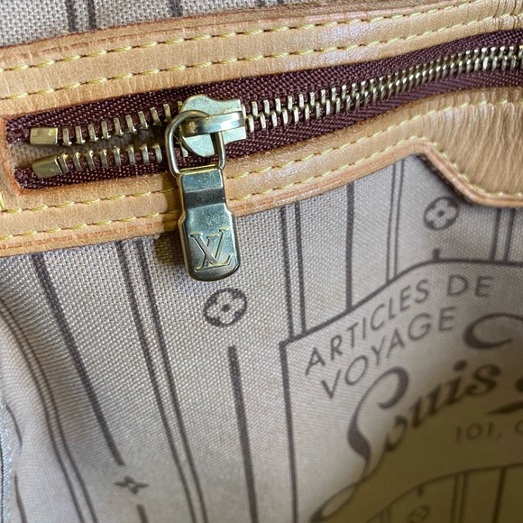 ($1600) Neverfull GM - Picture 6 of 8